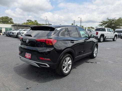 Used 2023 Buick Encore GX Preferred w/ Cold Weather Comfort Package FWD image 4