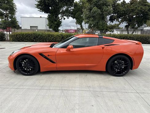 Used 2019 Chevrolet Corvette Stingray Coupe w/ Battery Protection Package image 6