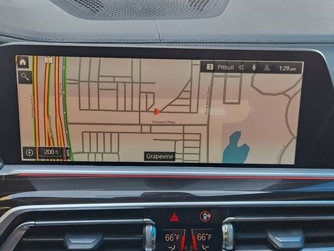 Used 2023 BMW X5 sDrive40i w/ Premium Package image 5