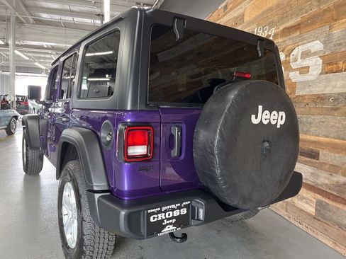 Used 2023 Jeep Wrangler Sport S image 29