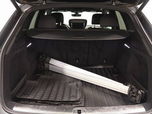 Used 2020 Audi SQ5 Premium Plus image 18