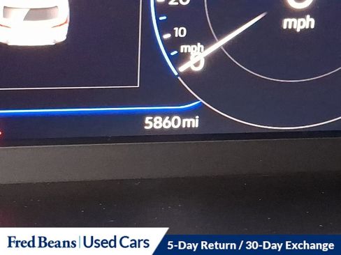 Used 2023 Volkswagen Taos SEL image 23