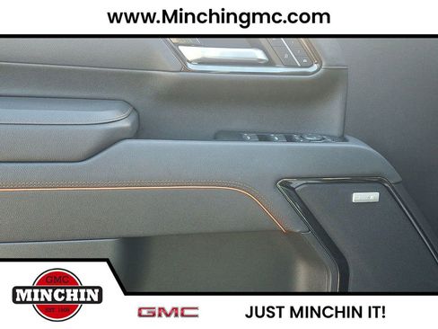 Used 2025 GMC Sierra 2500 AT4 w/ AT4 Premium Plus Package image 23
