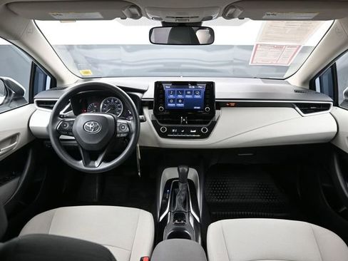 Certified 2022 Toyota Corolla LE image 18