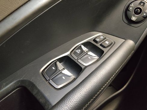 Used 2018 Hyundai Santa Fe Sport AWD/4WD image 27