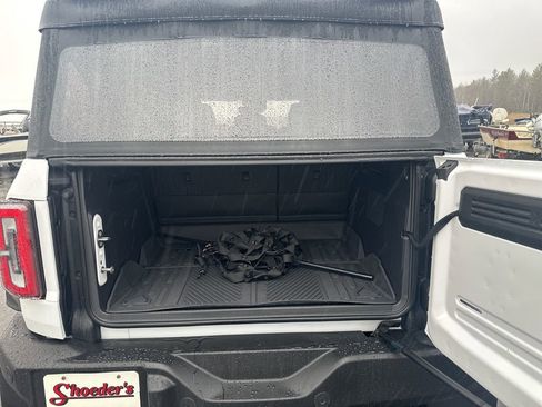 Used 2023 Ford Bronco Wildtrak image 6