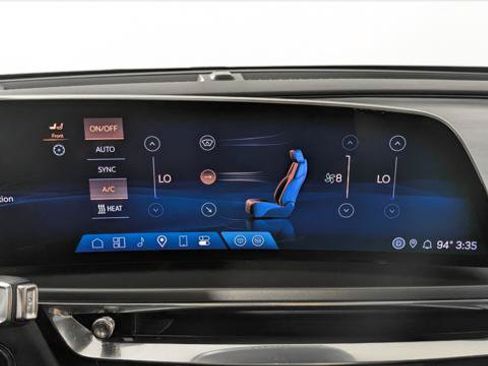 Used 2024 Cadillac Lyriq Tech RWD image 33