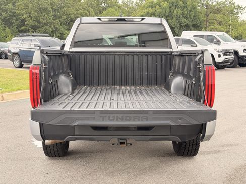 Used 2022 Toyota Tundra SR5 AWD/4WD image 31