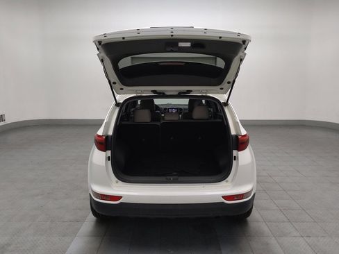 Used 2017 Kia Sportage EX image 29