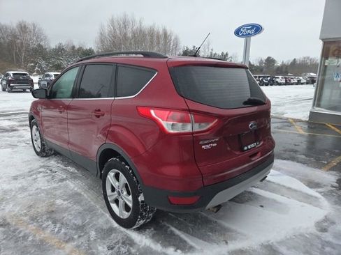Used 2016 Ford Escape SE w/ Equipment Group 201A image 8