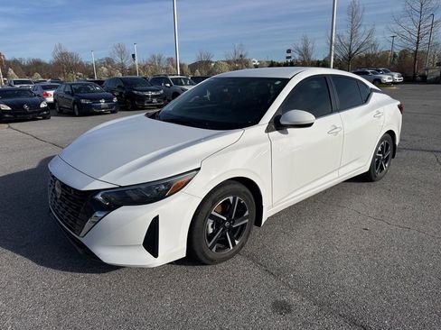Used 2025 Nissan Sentra SV w/ All-Weather Package image 1