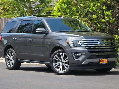 Used 2020 Ford Expedition Limited w/ Equipment Group 302A AWD/4WD image 2