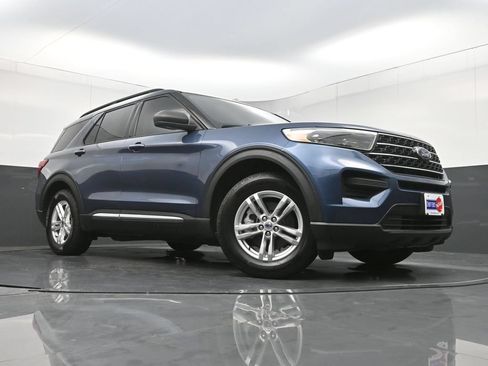 Used 2020 Ford Explorer XLT RWD image 26