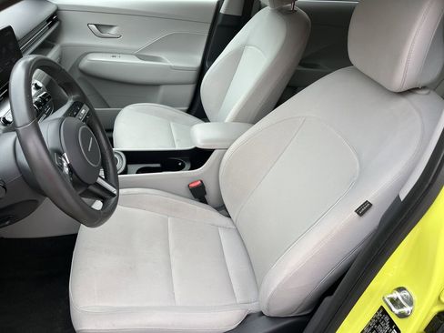 Used 2025 Hyundai Kona SEL image 15