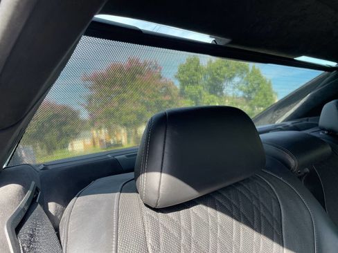 Used 2016 BMW 750i image 26