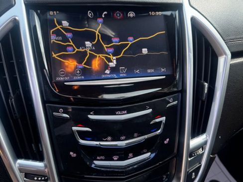 Used 2015 Cadillac SRX Luxury image 9