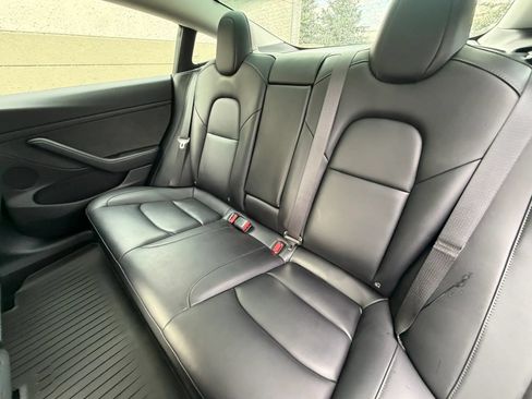 Used 2023 Tesla Model 3 Standard Range RWD image 17