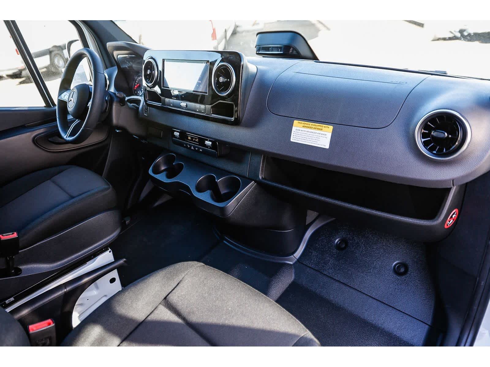 New 2026 Mercedes-Benz Sprinter 2500 image 10