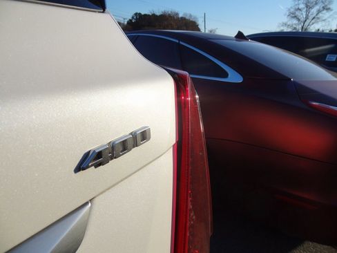 Used 2020 Cadillac XT5 Premium Luxury image 6