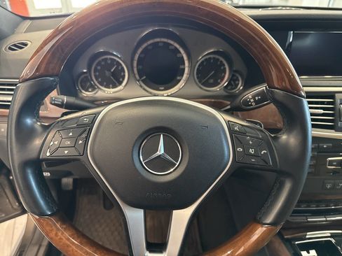 Used 2013 Mercedes-Benz E 350 4MATIC Sedan w/ Premium 1 Pkg image 17
