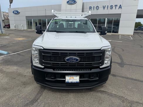 New 2025 Ford F550 4x4 SuperCab Super Duty image 8