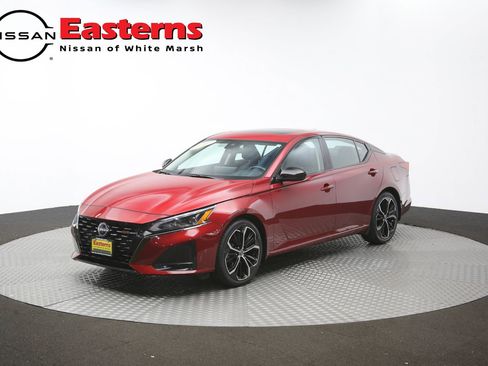 Used 2024 Nissan Altima 2.5 SR w/ SR Premium Package FWD image 55
