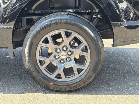 Used 2026 Ford F150 STX w/ Equipment Group 200A RWD image 19