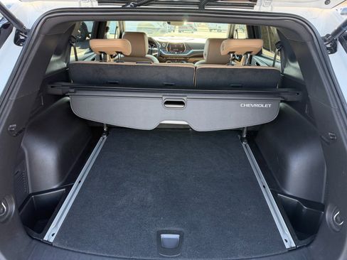 Used 2019 Chevrolet Blazer Premier w/ Sun and Wheels Package FWD image 23