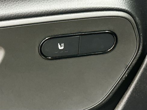 Used 2025 Mercedes-Benz Sprinter 2500 image 18