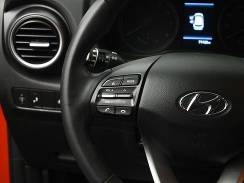 Used 2020 Hyundai Kona SEL Plus FWD image 35