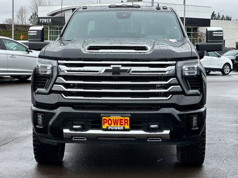 Used 2024 Chevrolet Silverado 2500 High Country w/ High Country Premium Package image 9