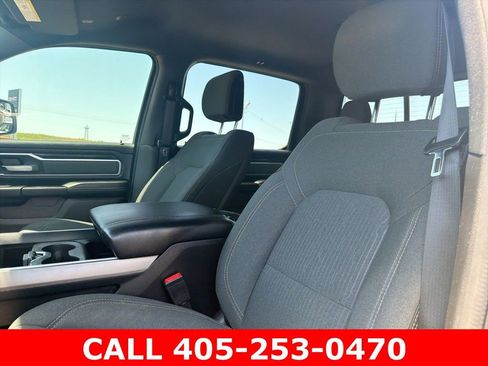 Used 2022 RAM 1500 Big Horn AWD/4WD image 10