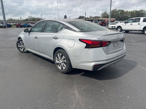 Used 2022 Nissan Altima 2.5 S image 5