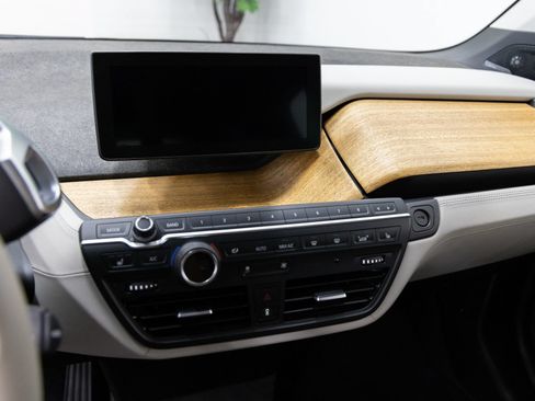 Used 2017 BMW i3 RWD image 19