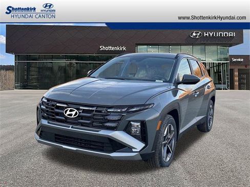 New 2025 Hyundai Tucson SEL image 1