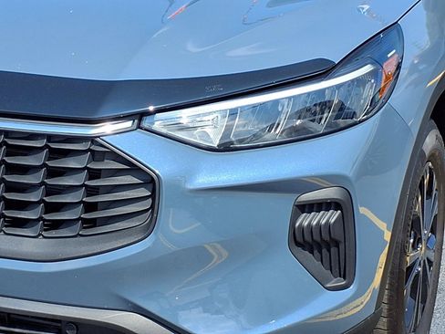 Used 2023 Ford Escape Active AWD/4WD image 31