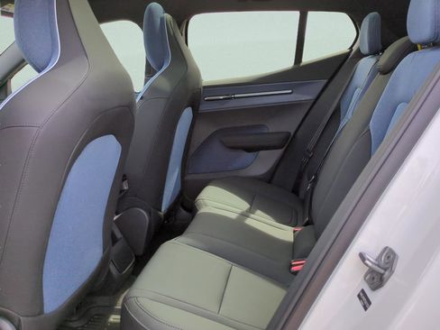 New 2026 Volvo EX30 Plus w/ Climate Package RWD image 9
