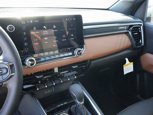 New 2025 GMC Canyon AT4 w/ Nightfall Edition image 31