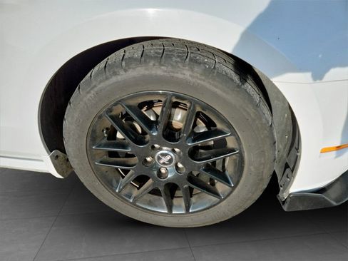 Used 2014 Ford Mustang Coupe w/ Equipment Group 102A image 31