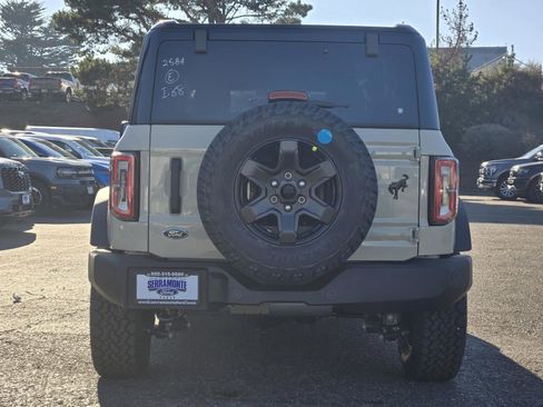 New 2025 Ford Bronco Outer Banks image 6