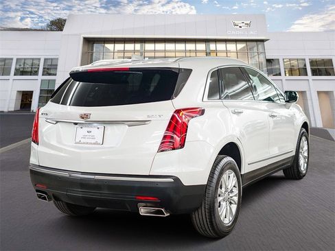 Certified 2023 Cadillac XT5 Luxury image 2