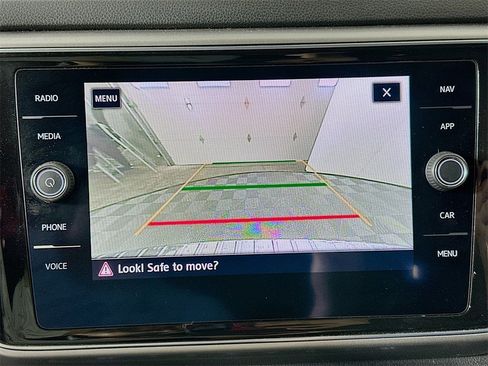 Used 2019 Volkswagen Atlas SEL Premium image 14