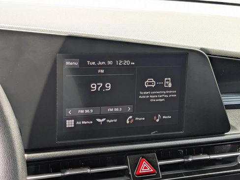 Used 2025 Kia Niro LX FWD image 18