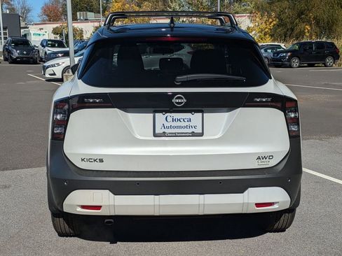 New 2026 Nissan Kicks SV w/ SV Premium Package image 5