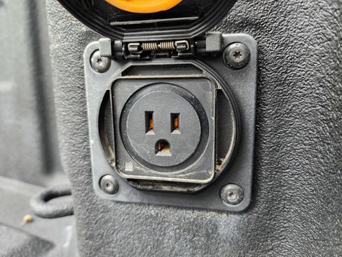 Used 2022 GMC Sierra 2500 Denali w/ Denali Ultimate Package image 37