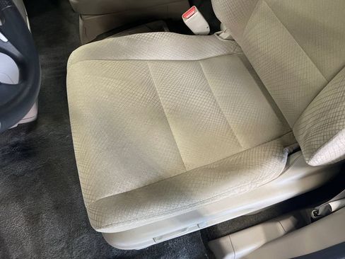 Used 2014 Honda Odyssey LX image 25