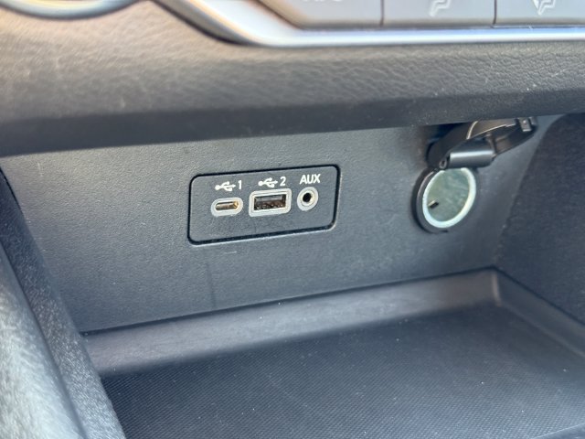 Used 2025 Nissan Altima 2.5 SV FWD image 19