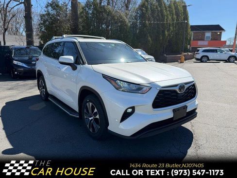Used 2020 Toyota Highlander XLE image 5