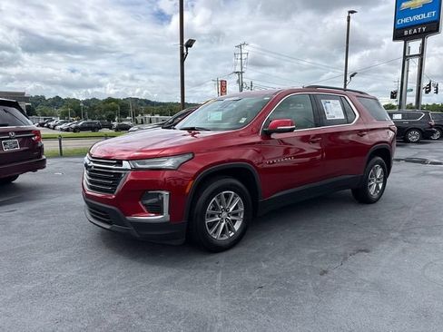 Used 2023 Chevrolet Traverse LT FWD image 7