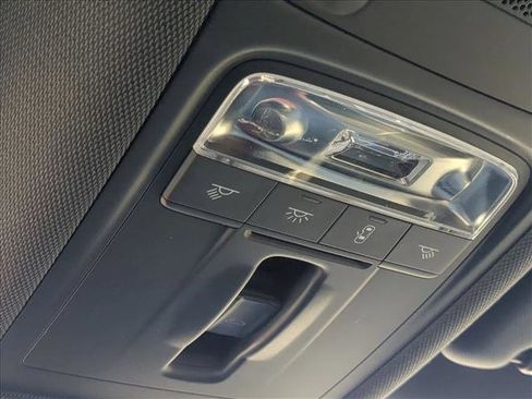 Used 2017 Audi A3 e-tron Premium image 20